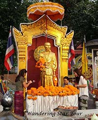 Morning Alms Giving and Visit Doi Suthep Temple - Seeing The North - Chiang Mai Cultural Tour 