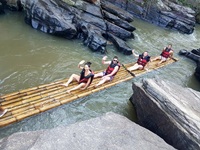 Bamboo Rafting alone Mae Wang River