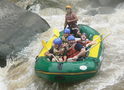 Have a wonderful experience of Whitewater Rafting in Mae Taeng Area, north of Chiang Mai 
