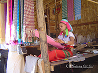 Visit Karen long neck tribe who wear brass neck-ring where you will meet The Karen Long Neck (Padaung) Akha and Lahu at this village