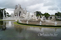  A white stunning picturesque chapel always amazes travelers. You can enjoy taking pictures of one of the most beautiful temple in Thailand which its uniqueness in white color