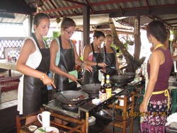 If you have a heart for art, There is an one cooking school with an organic kitchen garden in the midst of Chiang Mai 